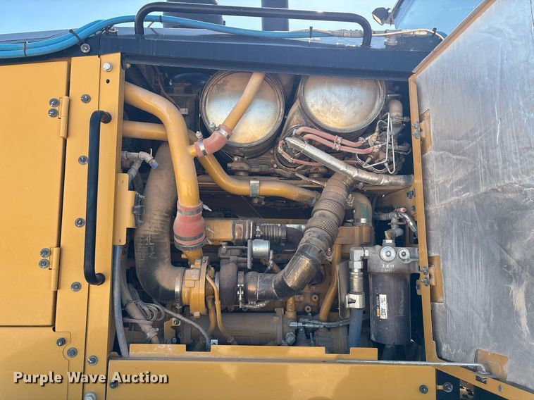 image for item EL2138 2018 Caterpillar 14M3 motor grader