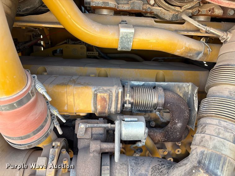 image for item EL2138 2018 Caterpillar 14M3 motor grader