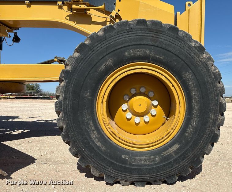 image for item EL2138 2018 Caterpillar 14M3 motor grader