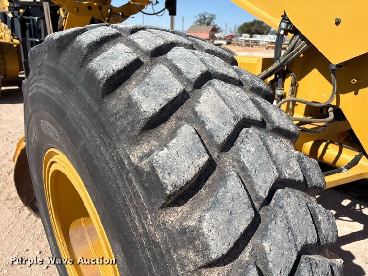 image for item EL2138 2018 Caterpillar 14M3 motor grader