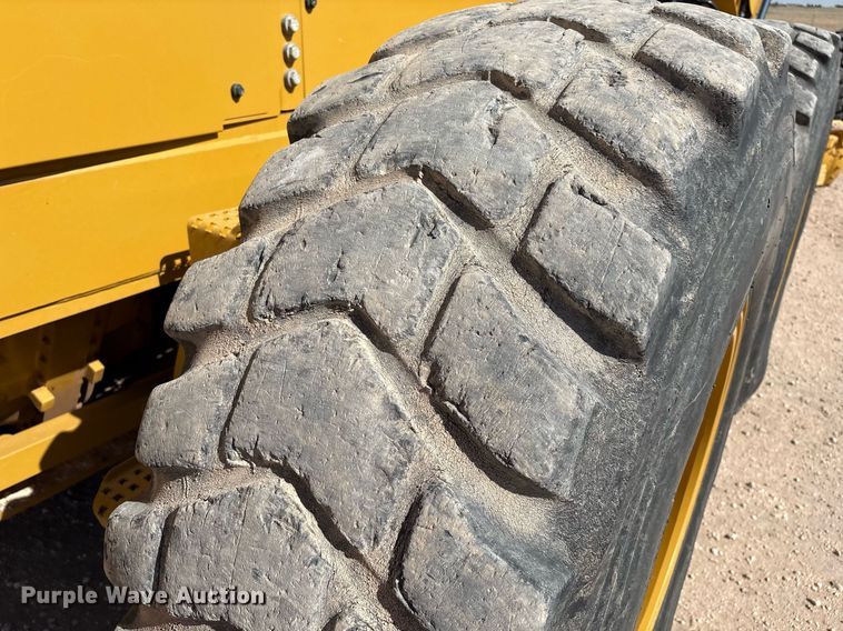 image for item EL2138 2018 Caterpillar 14M3 motor grader