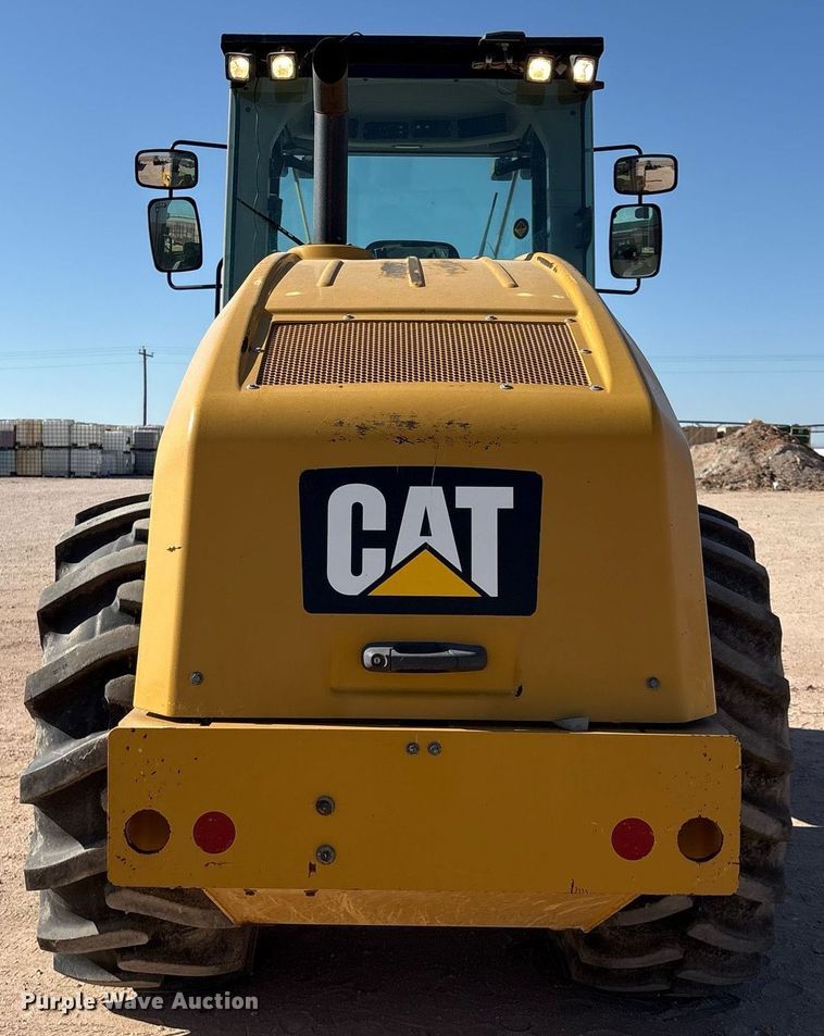 image for item EL2139 2019 Caterpillar CP56B single drum vibratory roller