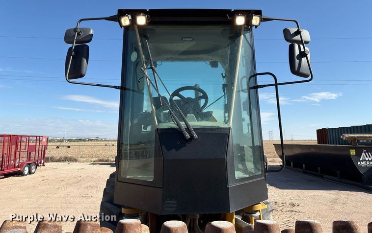 image for item EL2139 2019 Caterpillar CP56B single drum vibratory roller