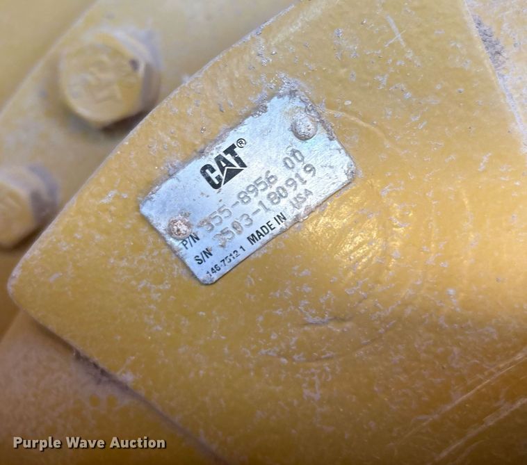 image for item EL2139 2019 Caterpillar CP56B single drum vibratory roller