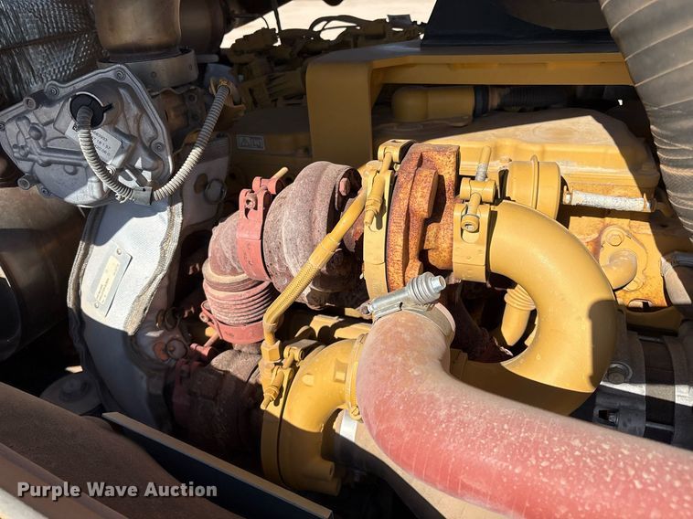 image for item EL2139 2019 Caterpillar CP56B single drum vibratory roller