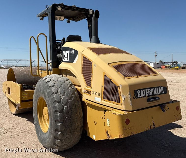 image for item EL2140 2008 Caterpillar CS56 single drum vibratory roller