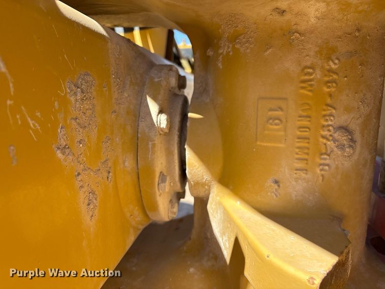 image for item EL2140 2008 Caterpillar CS56 single drum vibratory roller