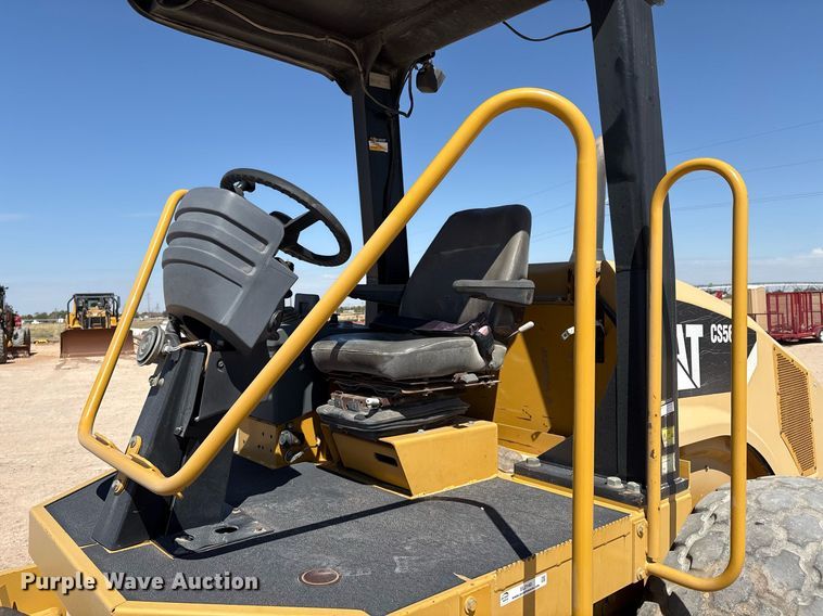 image for item EL2140 2008 Caterpillar CS56 single drum vibratory roller