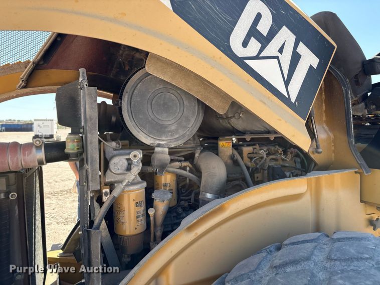 image for item EL2140 2008 Caterpillar CS56 single drum vibratory roller