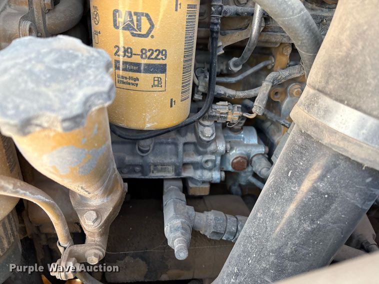 image for item EL2140 2008 Caterpillar CS56 single drum vibratory roller