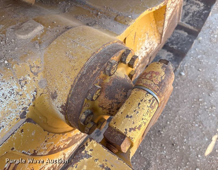 image for item EL2141 2019 Caterpillar D6T dozer