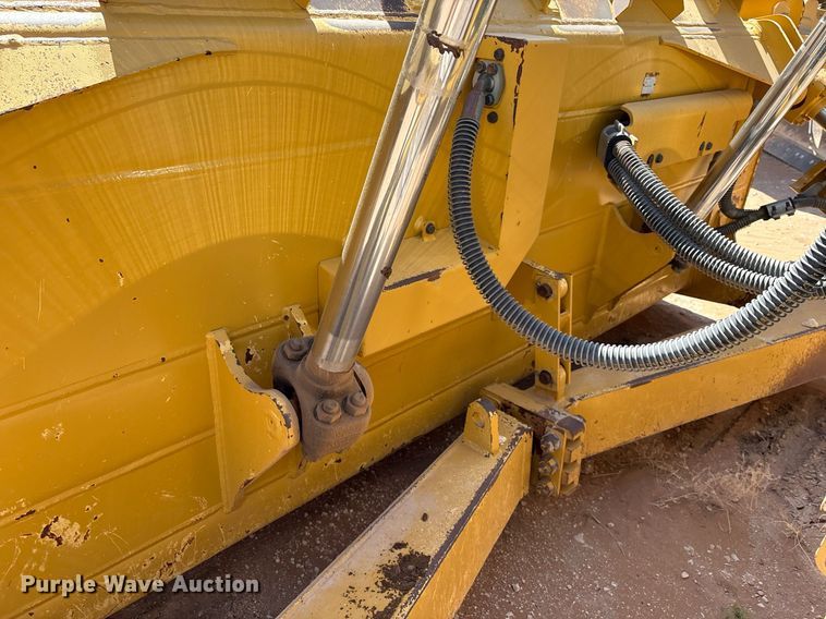 image for item EL2141 2019 Caterpillar D6T dozer