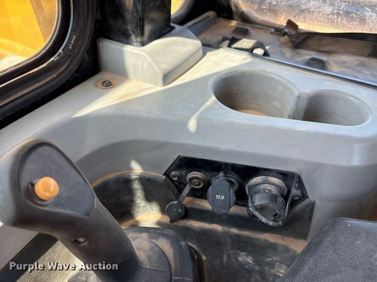 image for item EL2141 2019 Caterpillar D6T dozer