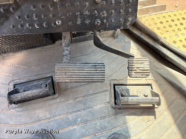 image for item EL2141 2019 Caterpillar D6T dozer