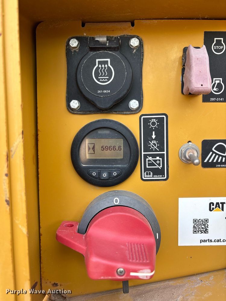 image for item EL2141 2019 Caterpillar D6T dozer