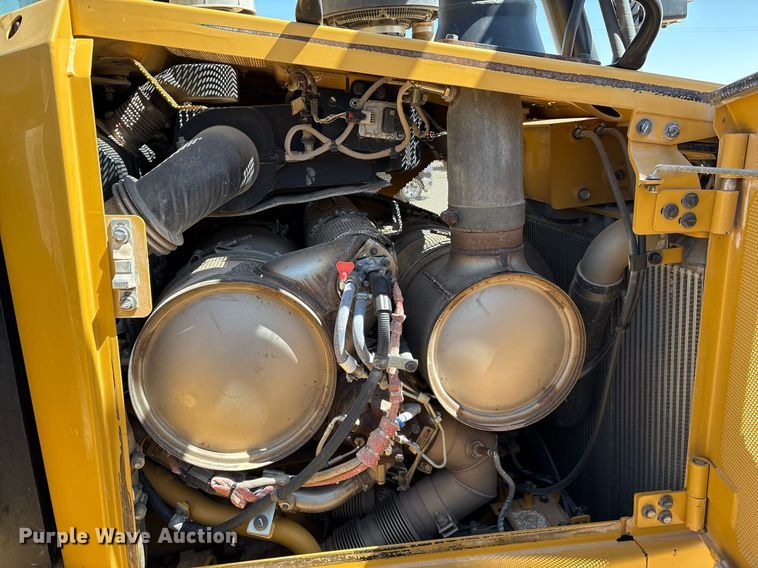 image for item EL2141 2019 Caterpillar D6T dozer