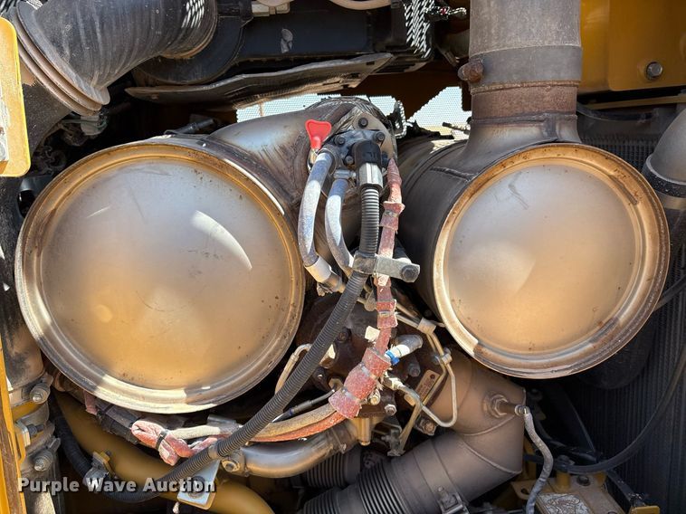 image for item EL2141 2019 Caterpillar D6T dozer