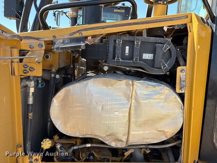 image for item EL2141 2019 Caterpillar D6T dozer