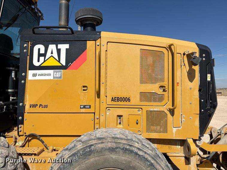 image for item EL2142 2011 Caterpillar 160M2 VHP Plus motor grader