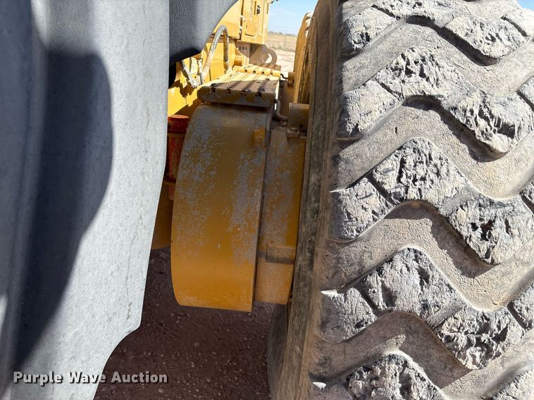 image for item EL2142 2011 Caterpillar 160M2 VHP Plus motor grader