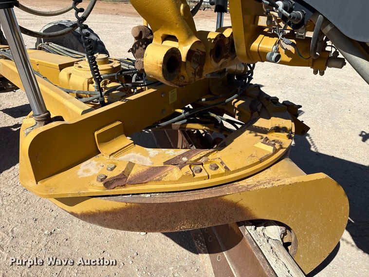 image for item EL2142 2011 Caterpillar 160M2 VHP Plus motor grader