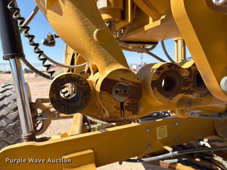 image for item EL2142 2011 Caterpillar 160M2 VHP Plus motor grader