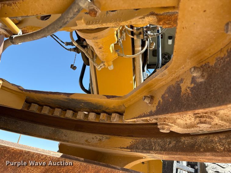 image for item EL2142 2011 Caterpillar 160M2 VHP Plus motor grader