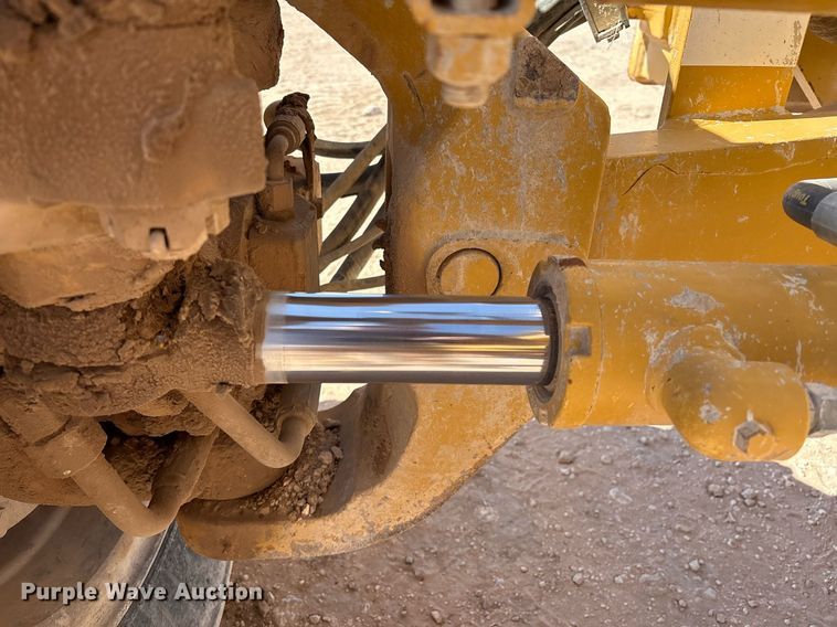 image for item EL2142 2011 Caterpillar 160M2 VHP Plus motor grader