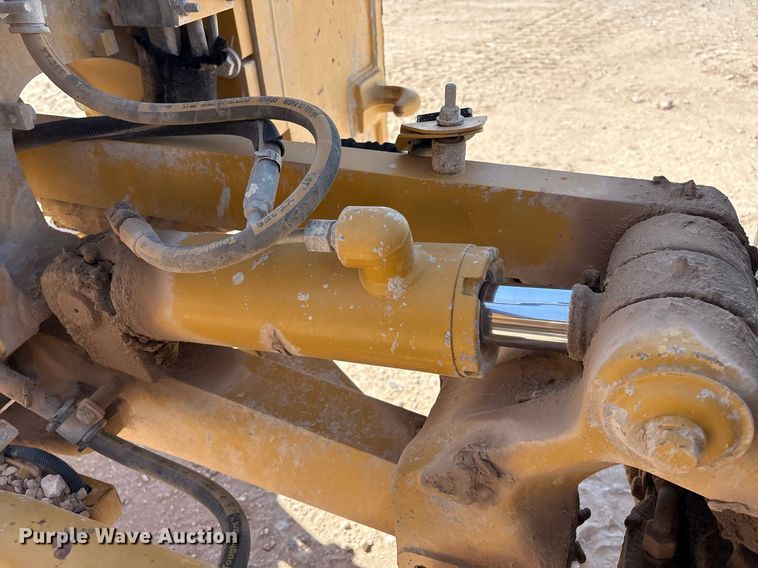 image for item EL2142 2011 Caterpillar 160M2 VHP Plus motor grader