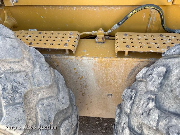 image for item EL2142 2011 Caterpillar 160M2 VHP Plus motor grader