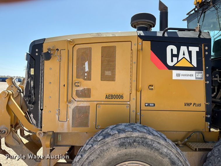 image for item EL2142 2011 Caterpillar 160M2 VHP Plus motor grader