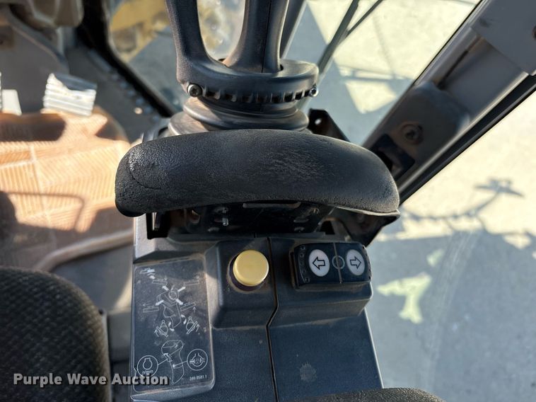 image for item EL2142 2011 Caterpillar 160M2 VHP Plus motor grader