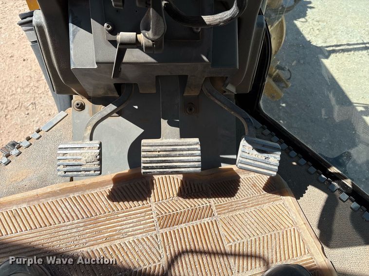 image for item EL2142 2011 Caterpillar 160M2 VHP Plus motor grader