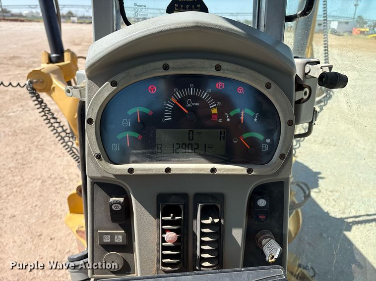 image for item EL2142 2011 Caterpillar 160M2 VHP Plus motor grader