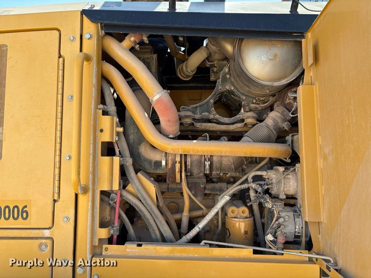 image for item EL2142 2011 Caterpillar 160M2 VHP Plus motor grader