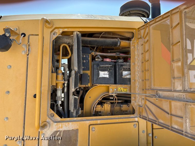 image for item EL2142 2011 Caterpillar 160M2 VHP Plus motor grader