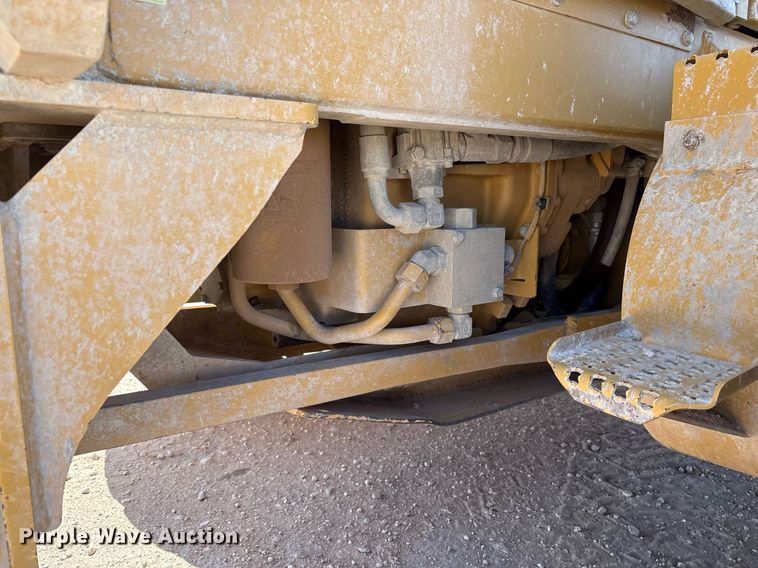 image for item EL2142 2011 Caterpillar 160M2 VHP Plus motor grader