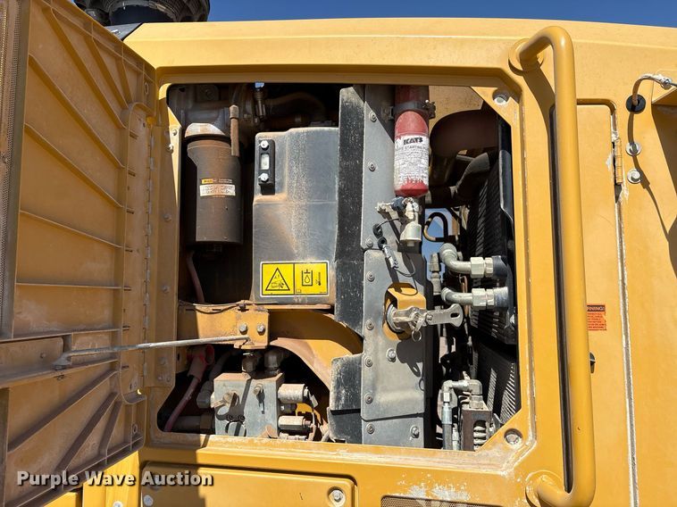 image for item EL2142 2011 Caterpillar 160M2 VHP Plus motor grader