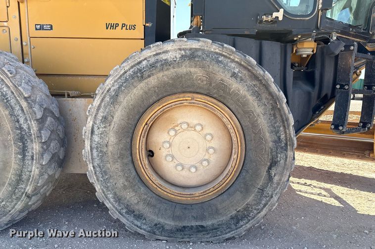 image for item EL2142 2011 Caterpillar 160M2 VHP Plus motor grader