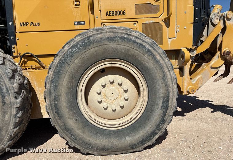 image for item EL2142 2011 Caterpillar 160M2 VHP Plus motor grader