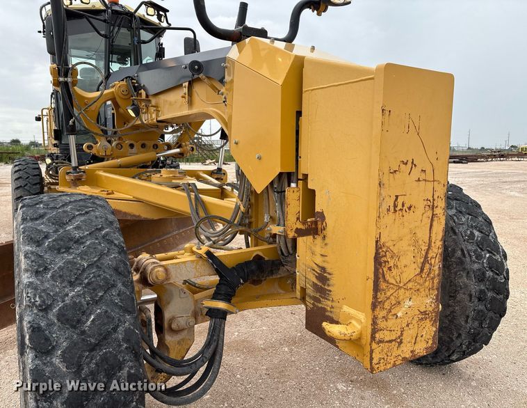 image for item EL2143 2011 Caterpillar 160M2 VHP Plus motor grader