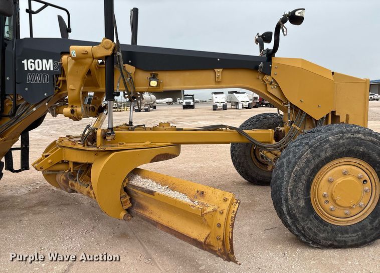 image for item EL2143 2011 Caterpillar 160M2 VHP Plus motor grader