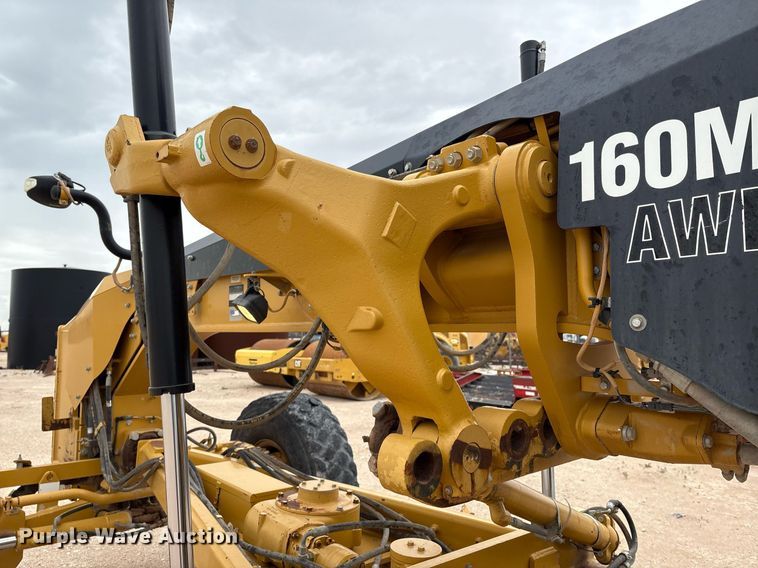image for item EL2143 2011 Caterpillar 160M2 VHP Plus motor grader