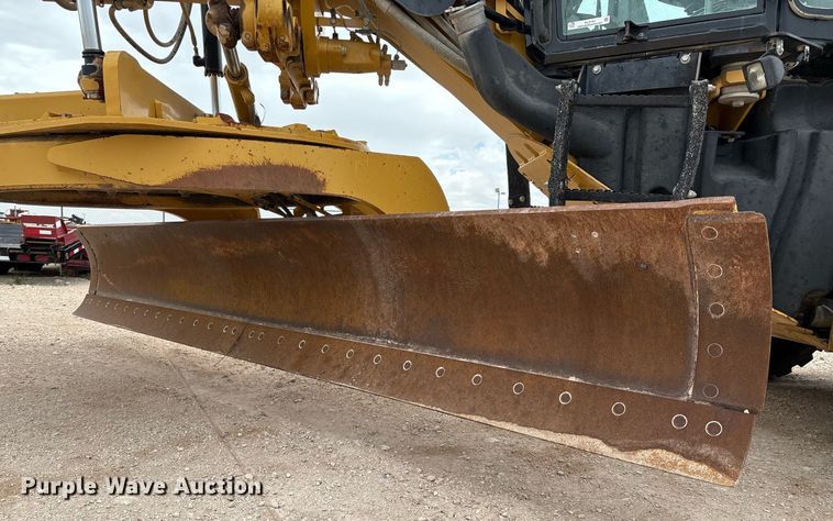 image for item EL2143 2011 Caterpillar 160M2 VHP Plus motor grader