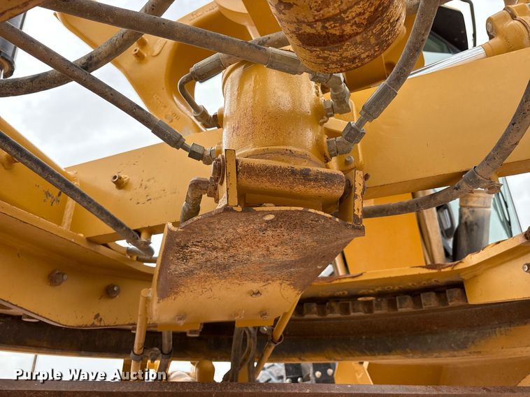 image for item EL2143 2011 Caterpillar 160M2 VHP Plus motor grader