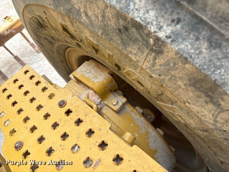 image for item EL2143 2011 Caterpillar 160M2 VHP Plus motor grader