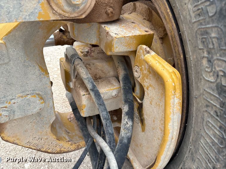 image for item EL2143 2011 Caterpillar 160M2 VHP Plus motor grader