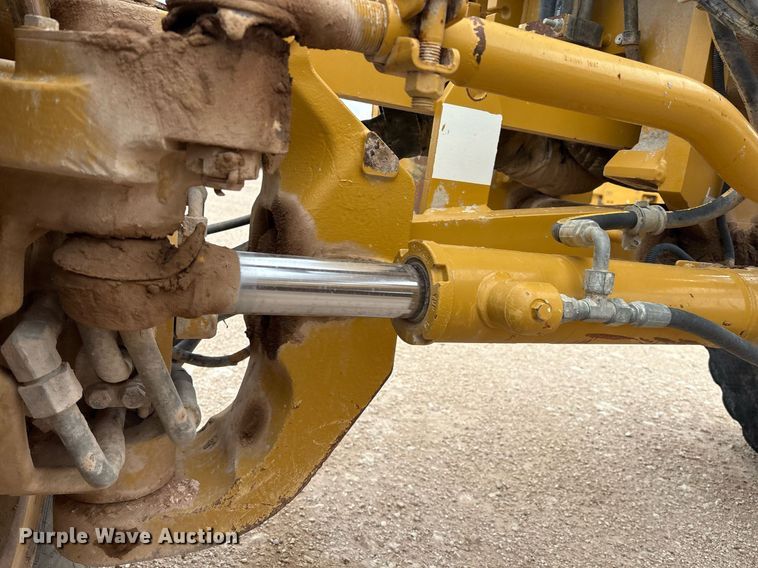 image for item EL2143 2011 Caterpillar 160M2 VHP Plus motor grader