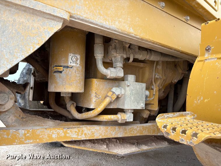 image for item EL2143 2011 Caterpillar 160M2 VHP Plus motor grader
