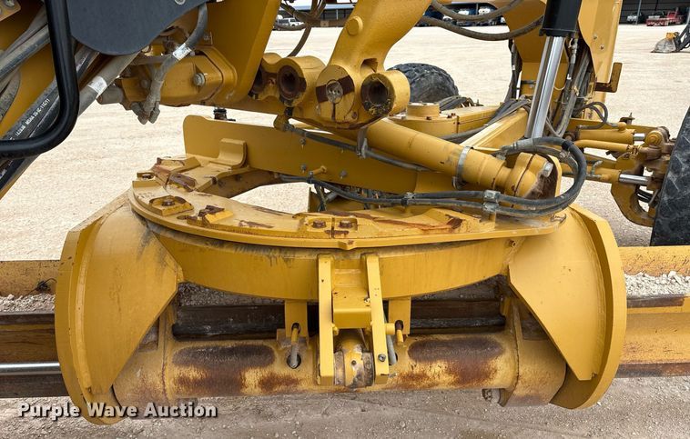 image for item EL2143 2011 Caterpillar 160M2 VHP Plus motor grader